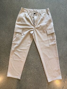 Zara Men's Cargo Pants in Light Beige